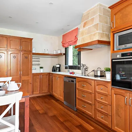 Ses Carpinyetes By 别墅 萨卡莱塔